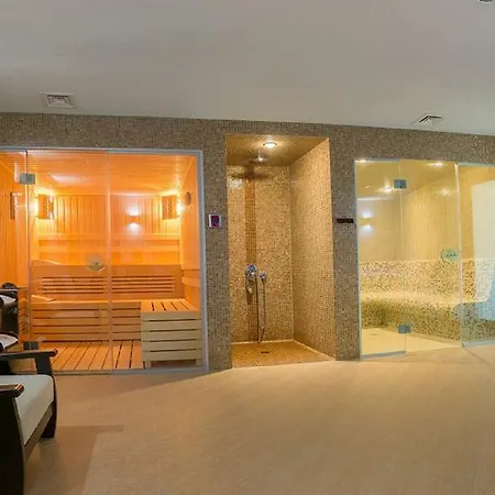 Complex Jitari Resort